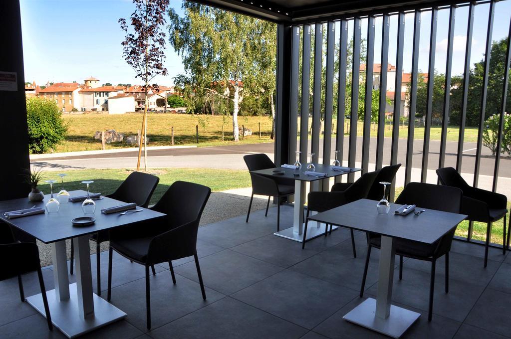 Relais De L'abbaye Hotel Charlieu Bagian luar foto