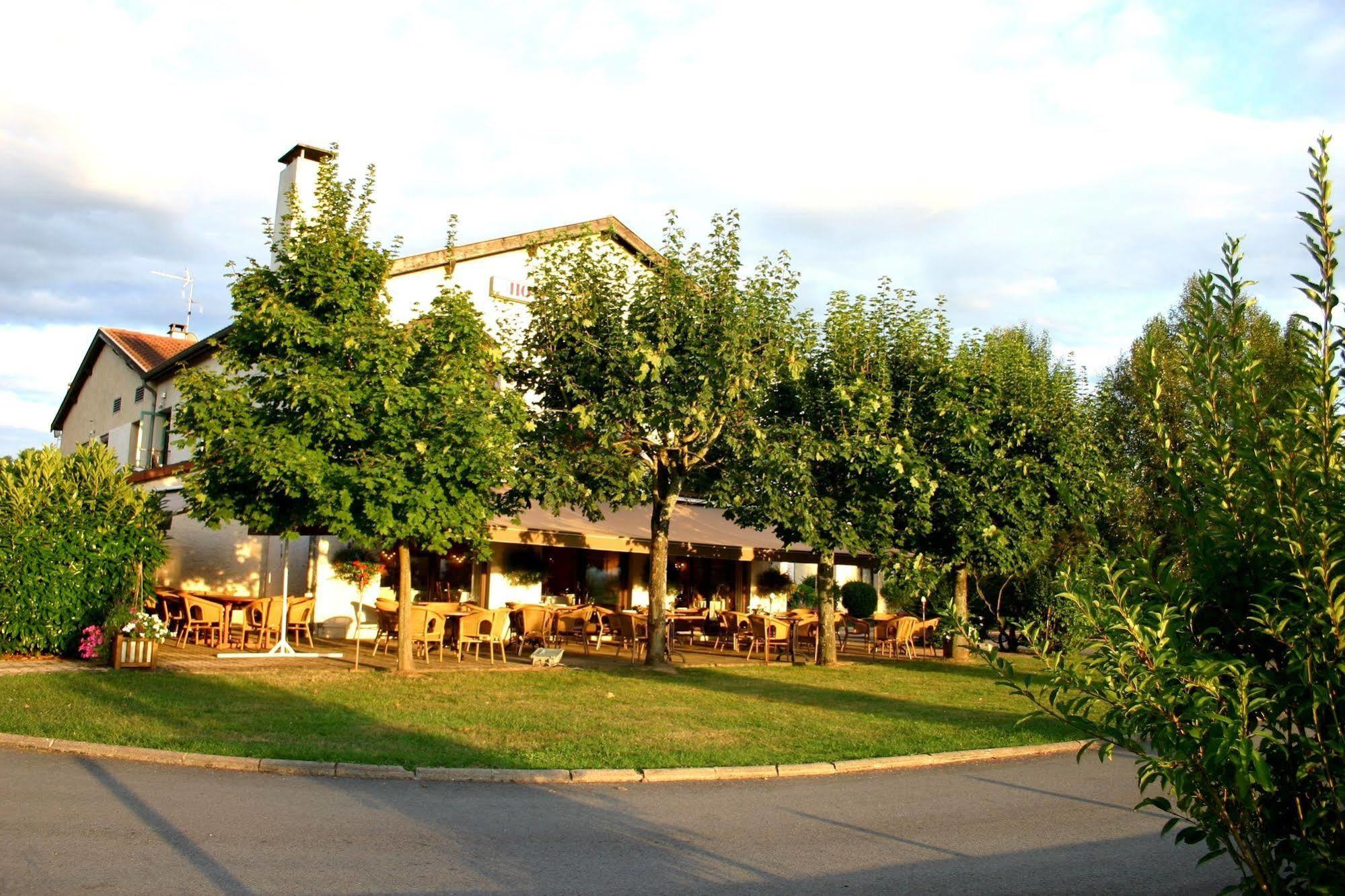 Relais De L'abbaye Hotel Charlieu Bagian luar foto
